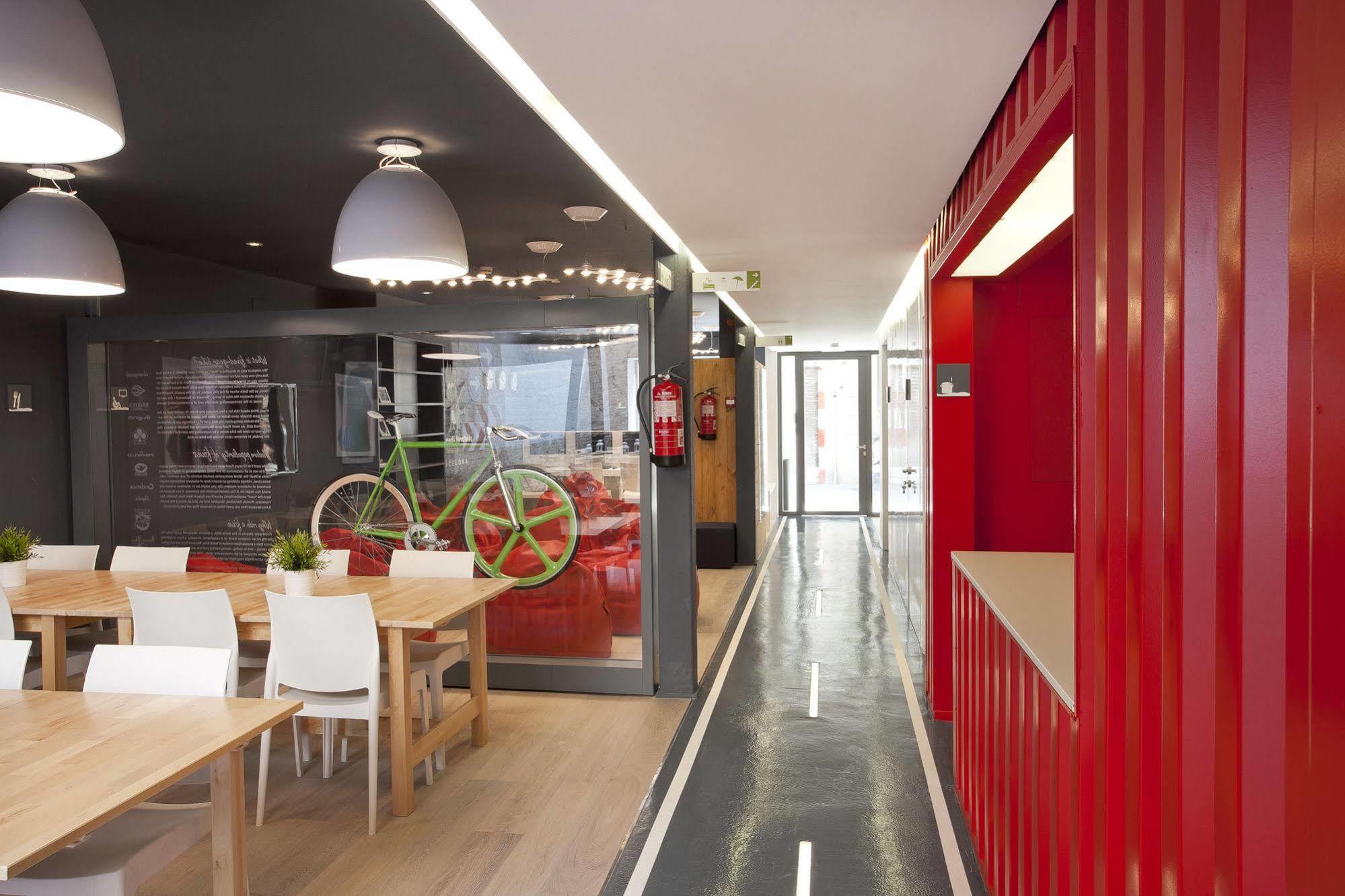 Sant Jordi Hostels Gracia Barcelona Zewnętrze zdjęcie